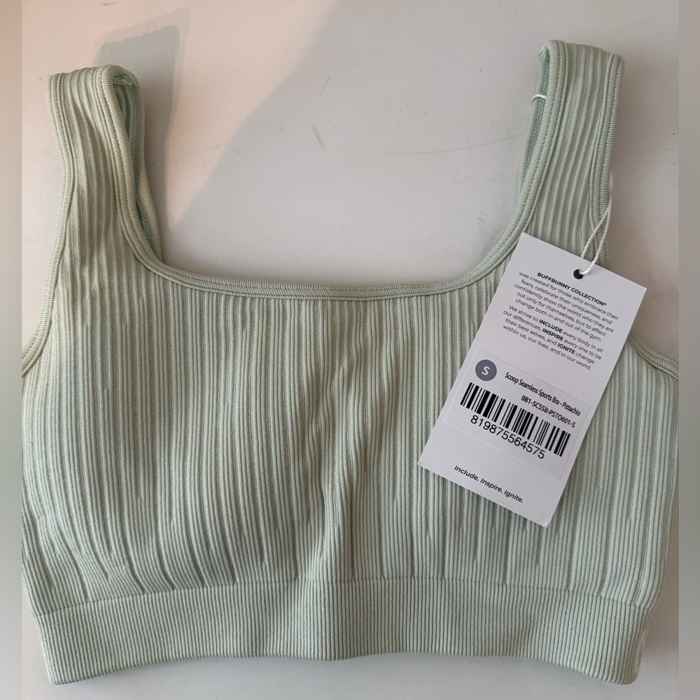 Buffbunny seamless bra, NWT, from the Genesis collection